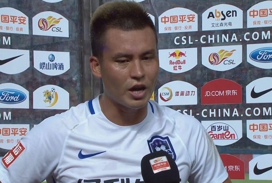 新疆足球运动员谈中国足球,新疆足球首进国家队打世预赛