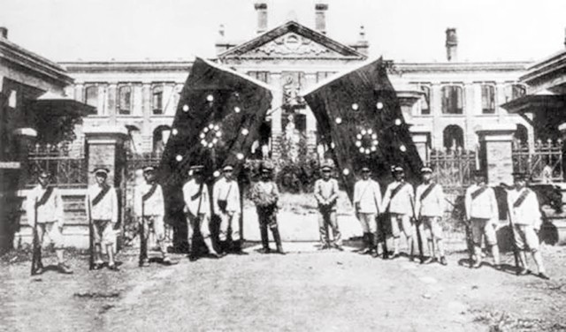 溥仪死后的恭亲王,清朝恭亲王和溥仪