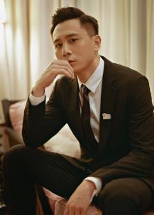 爱情长跑6年，刘烨转身娶外国人，谢娜选择了不如自己的张杰