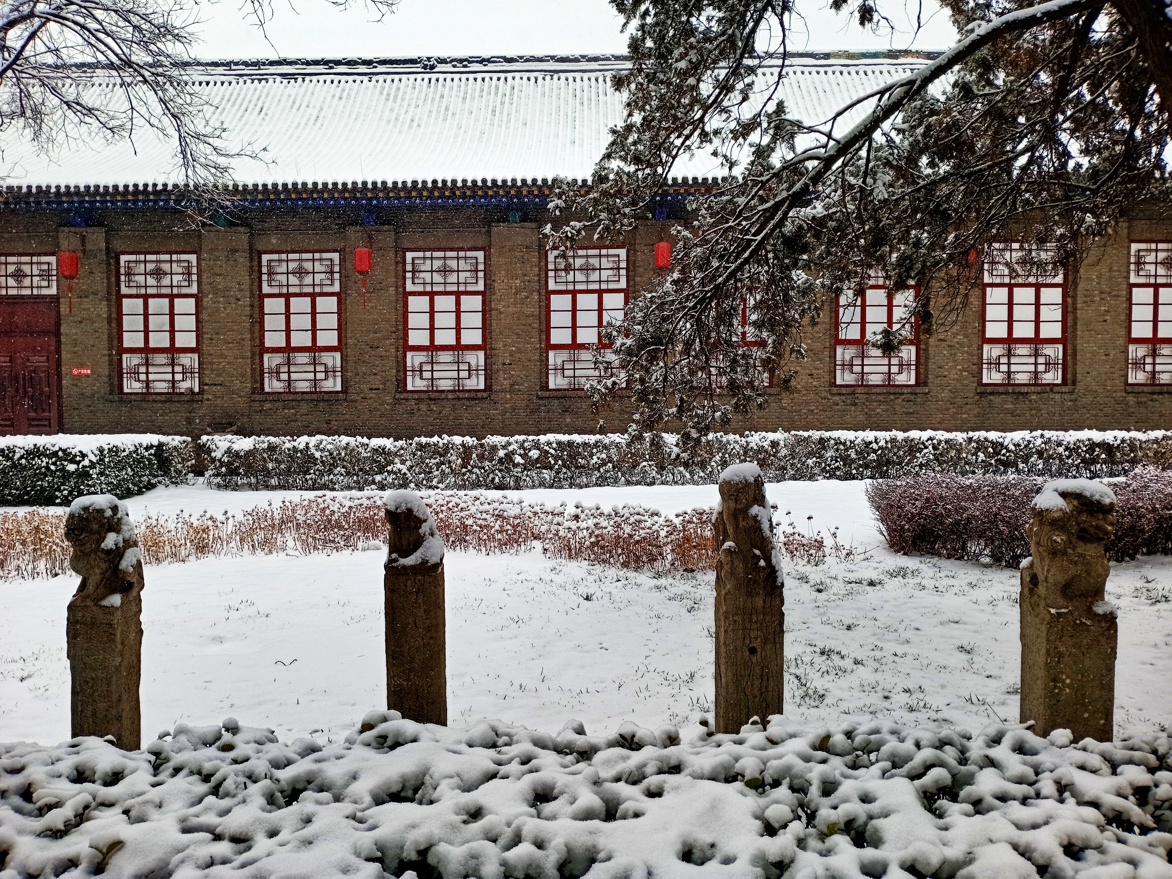 晚清中兴名臣张之洞,中兴名臣曾国藩和晚清权臣李鸿章