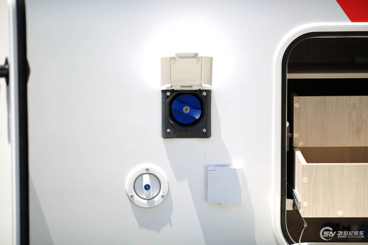 亚特b型房车最新款,10年的房车