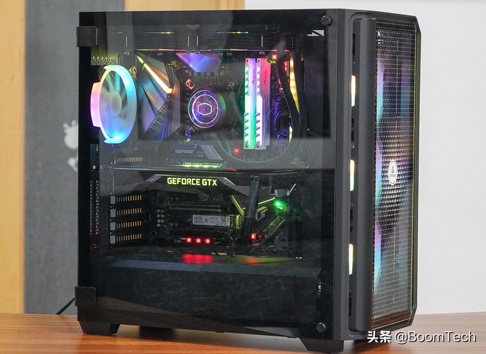 颜控玩家新选择安钛克NX1000机箱体验