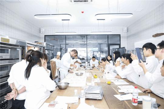 技术进阶+参观魔法森林，每个班长都值得被宠爱