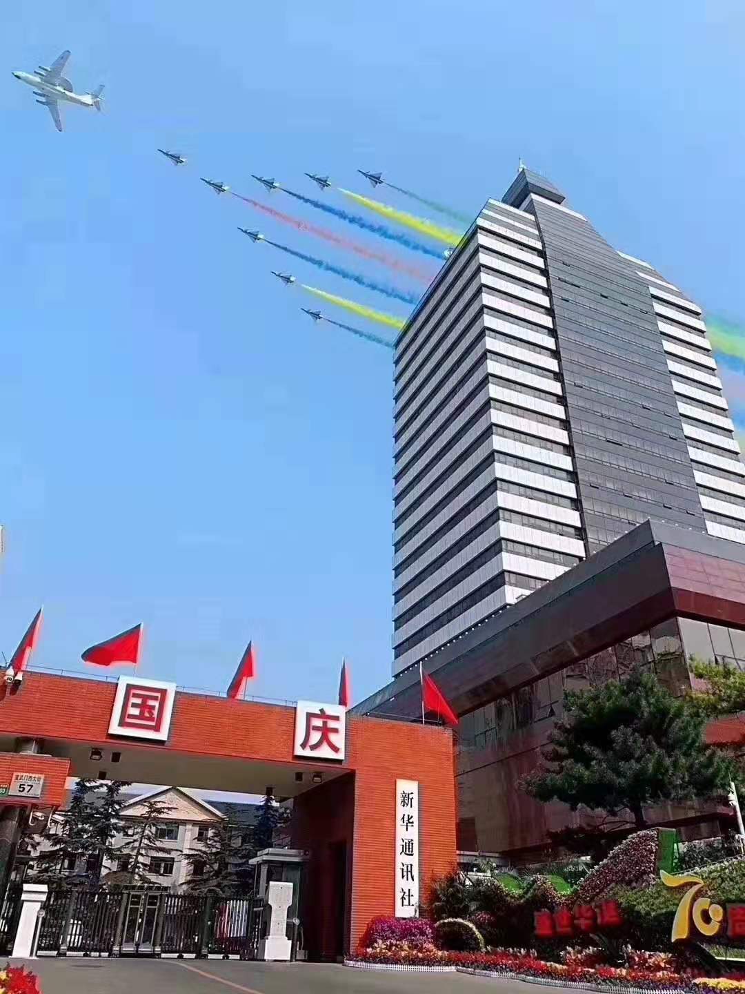 地安门在天安门的哪边,北京地安门离天安门多远