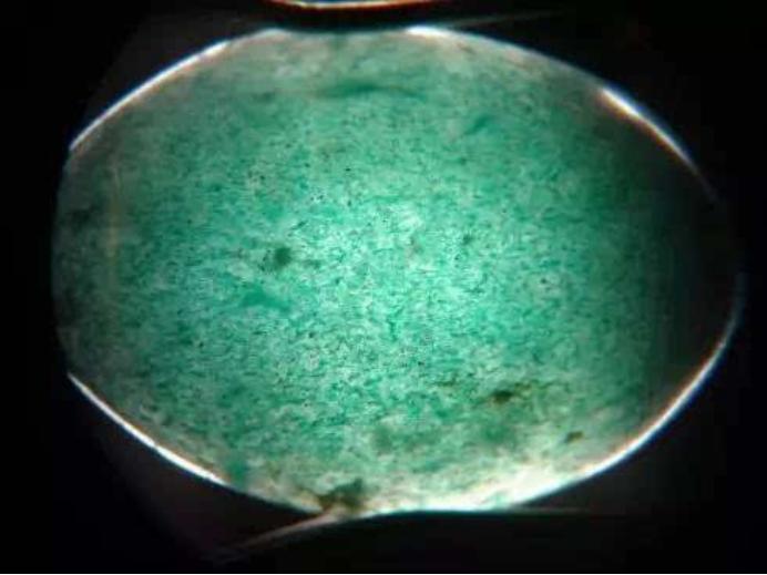 捡石头石英石和玉的区别的技巧图,捡石头怎么区别石英石与玉石