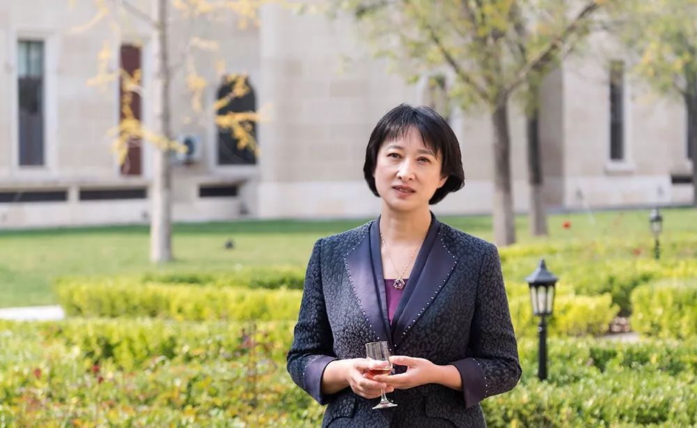 阿迪的鞋子可以换鞋面吗,阿迪可以换一只鞋子吗