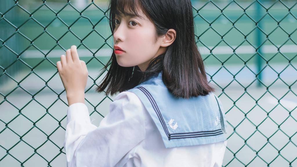 内向不会聊天的男生必看,内向不会说话的男生怎么追