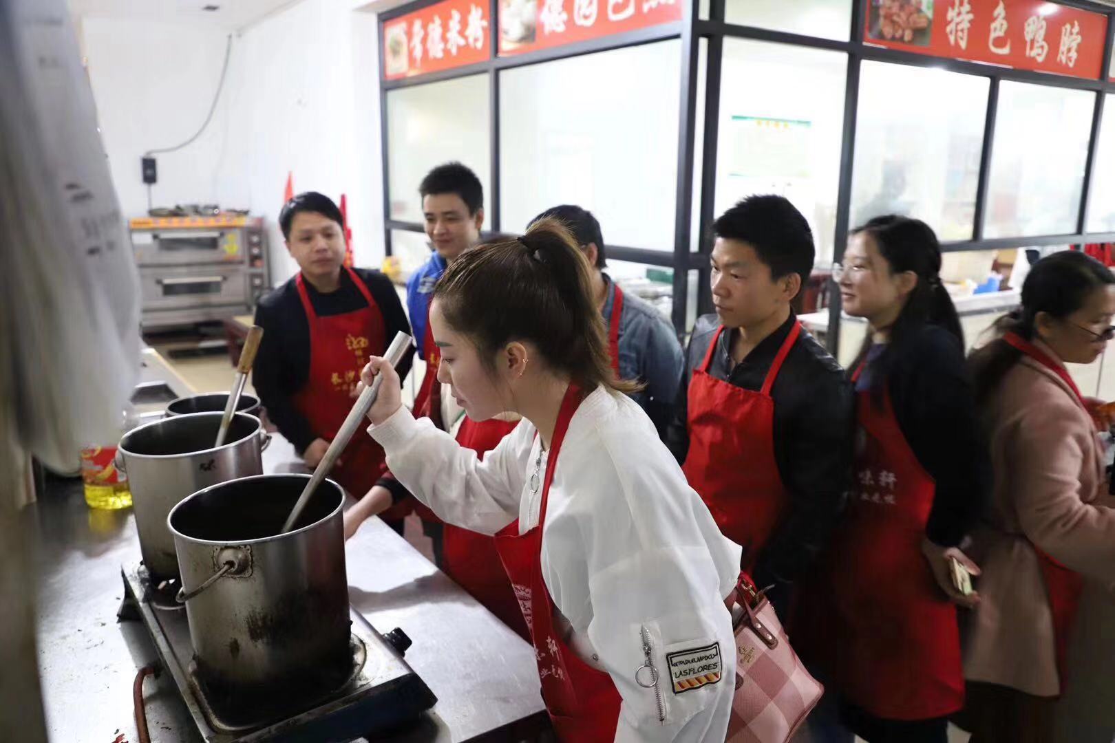 东莞石磨肠粉培训,云浮石磨肠粉培训