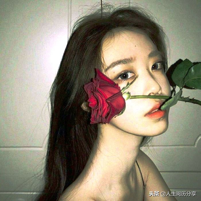 经典的爱情说说句子,唯美犀利,发朋友圈表达一下心情!