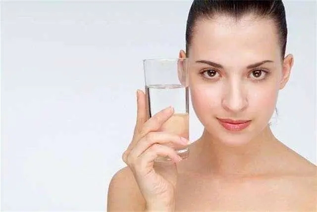 女人如何在一个月内提升颜值,女生长得不好看怎么改善