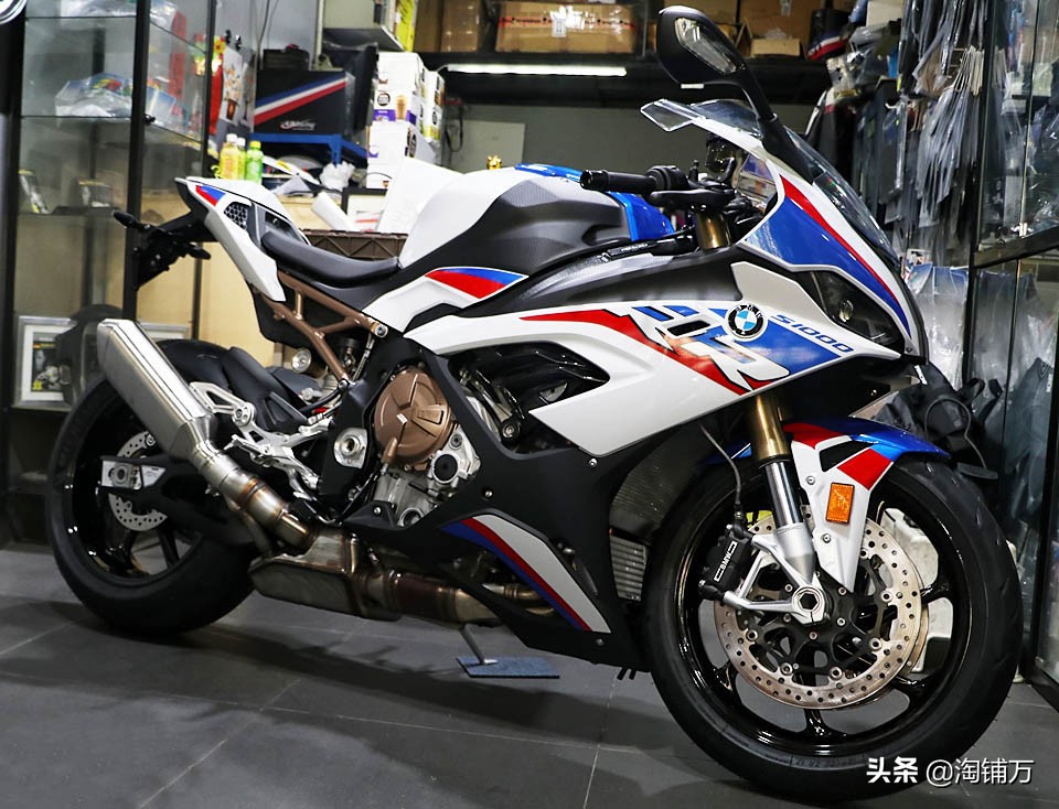 最新款宝马s1000rr沉浸式体验,宝马s1000rr新款跟老款选择