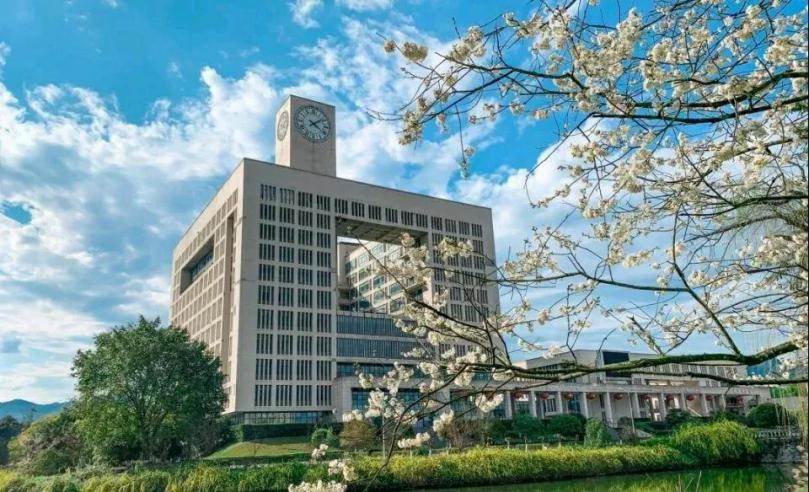 重庆还有这么一所特色大学，*小平邓**胞弟出任校长，办学历史可追溯至114年前！