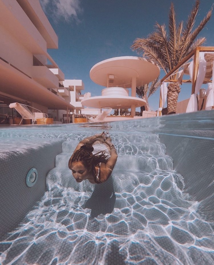 世界唯一8星级宾馆,最梦幻浪漫野奢酒店