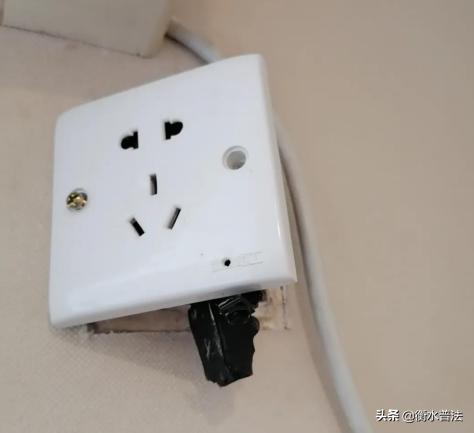 【法治热点早知道】女子在法拍平台花11.27万买到爱马仕包，经鉴定是假货！法院这样裁定！