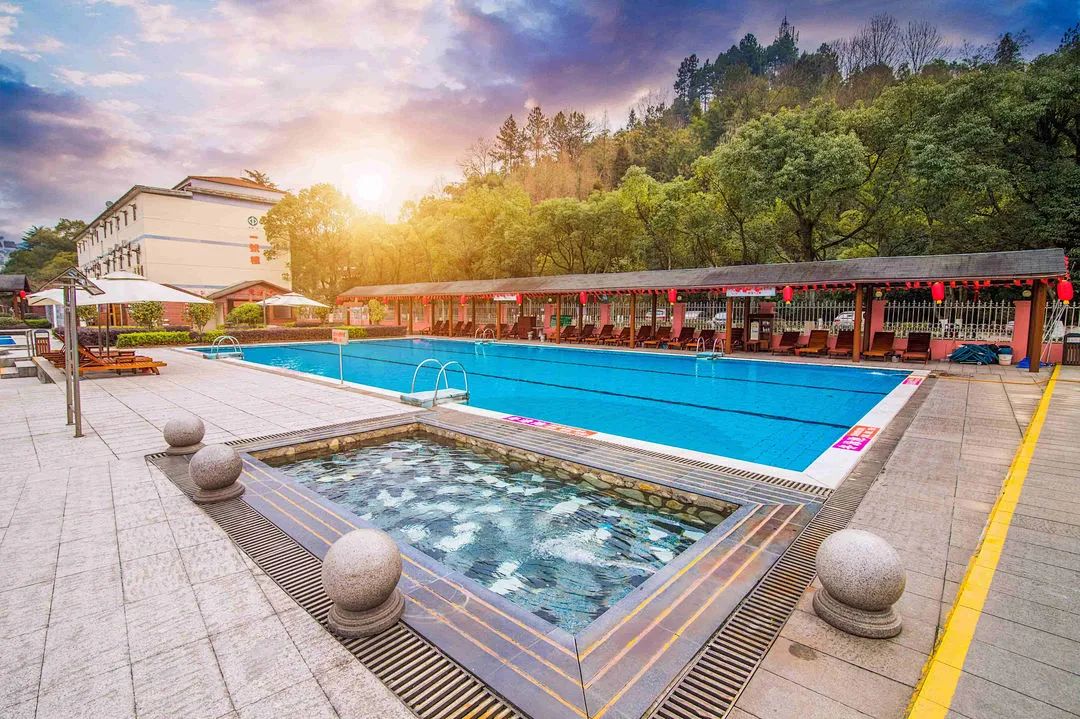 99元温泉套票推荐,99元玩一天的温泉