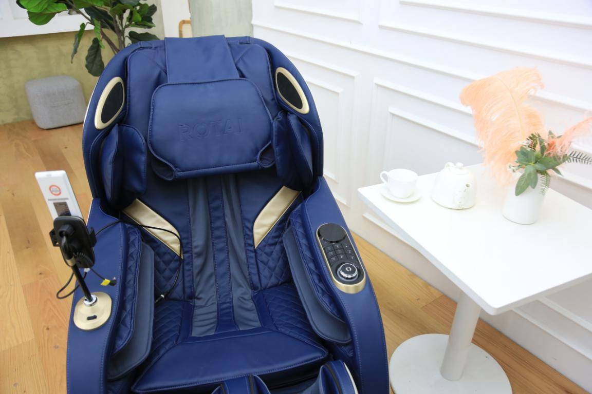 下班后腰酸背痛？更专业的荣泰按摩椅，缓解疲劳、释放自我