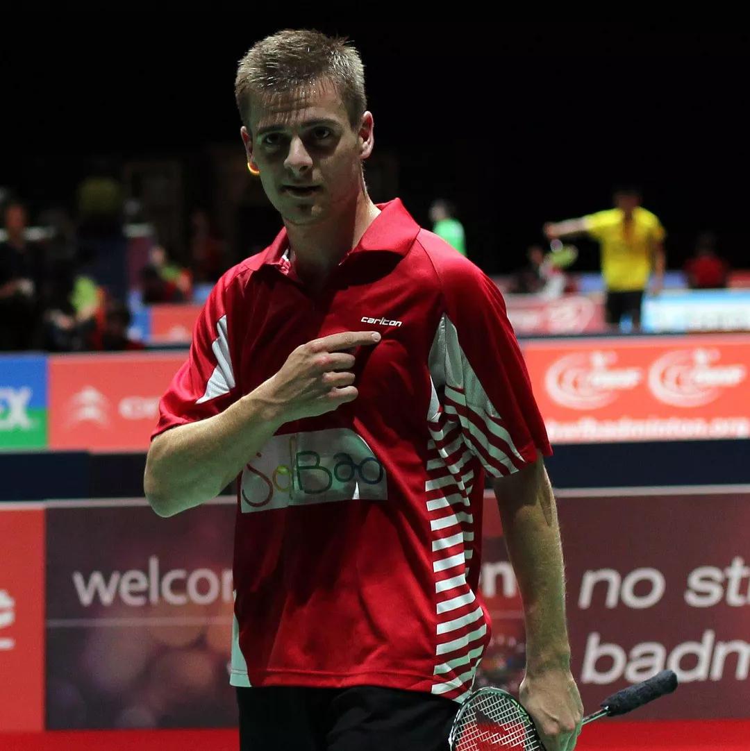 羽毛球的魅力只有懂的人知道,羽毛球给我们带来了什么