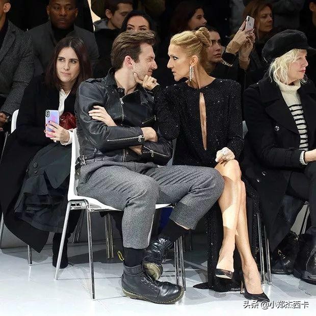 换个Logo贵10倍?!贝嫂这个联名款骗谁捏~|小郑周报