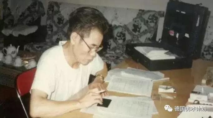 刚刚惊闻噩耗,刚刚噩耗传来