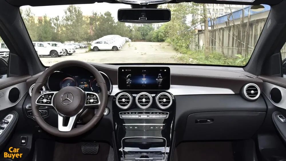 2020款奔驰glc260豪华版优惠多少,奔驰glc马上换代了还值得买吗