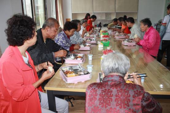 延边州首家“康养老年餐厅”诞生！九龙社区“红色助老联盟”零距离服务