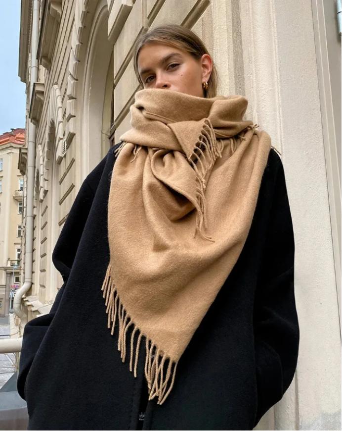 围巾怎么搭出高级感,冬季保暖围巾