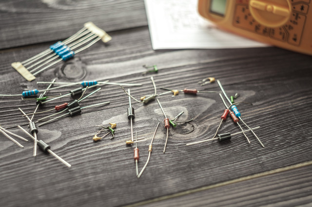 数字万用表二极管怎么判断好坏,dw二极管用数字万用表的测量方法