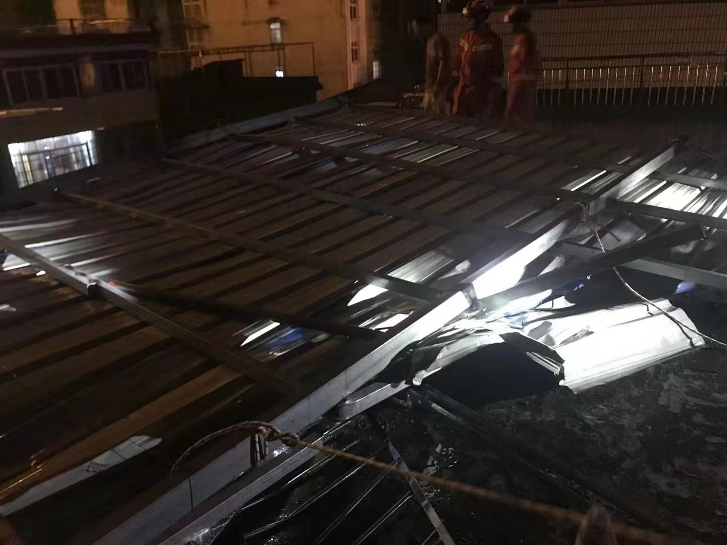 【我为群众办实事】江西景德镇:暴雨天“逆流”而上的瓷都公安