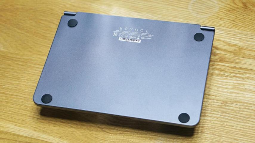 ipad秒变macbookpro一体式键盘,ipad秒变win平板