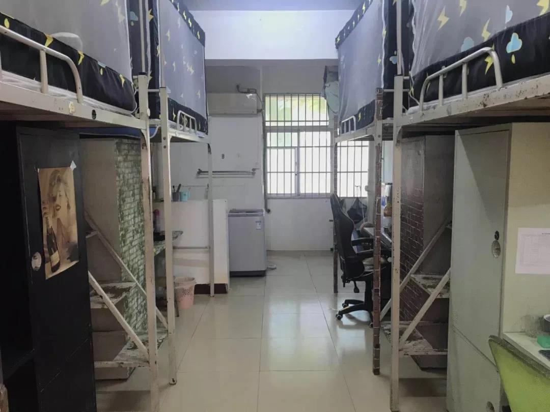 海口经济学院播音主持专业,海口经济学院分多少个院系