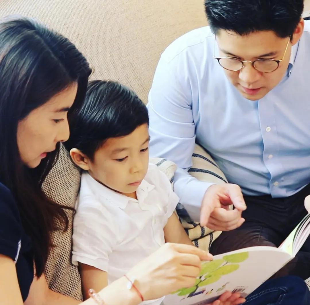 三房太太,13名子女,争夺几百亿家产,霍家宫斗比港剧精彩多了