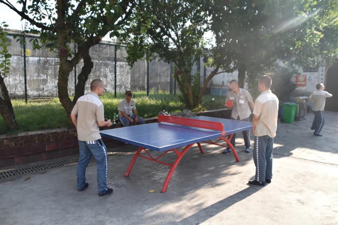 监狱里坐牢的真实感觉,监狱坐牢真实生活