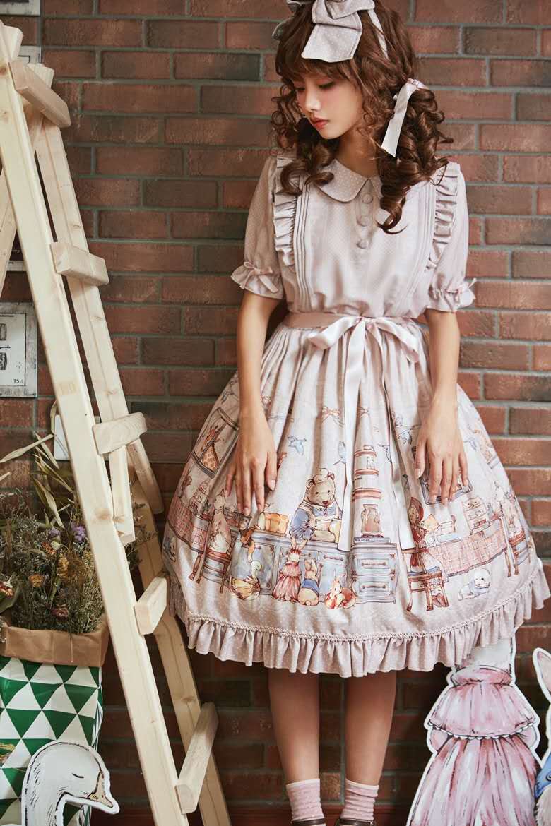 洛丽塔服装正版推荐,洛丽塔服饰适合的妆容