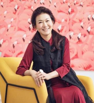 玻尿酸女王和伊美尔,玻尿酸女王的财富密码