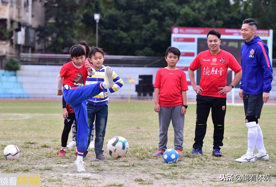 这群中学生做梦都没想到21年后母校105年校庆日能这样过