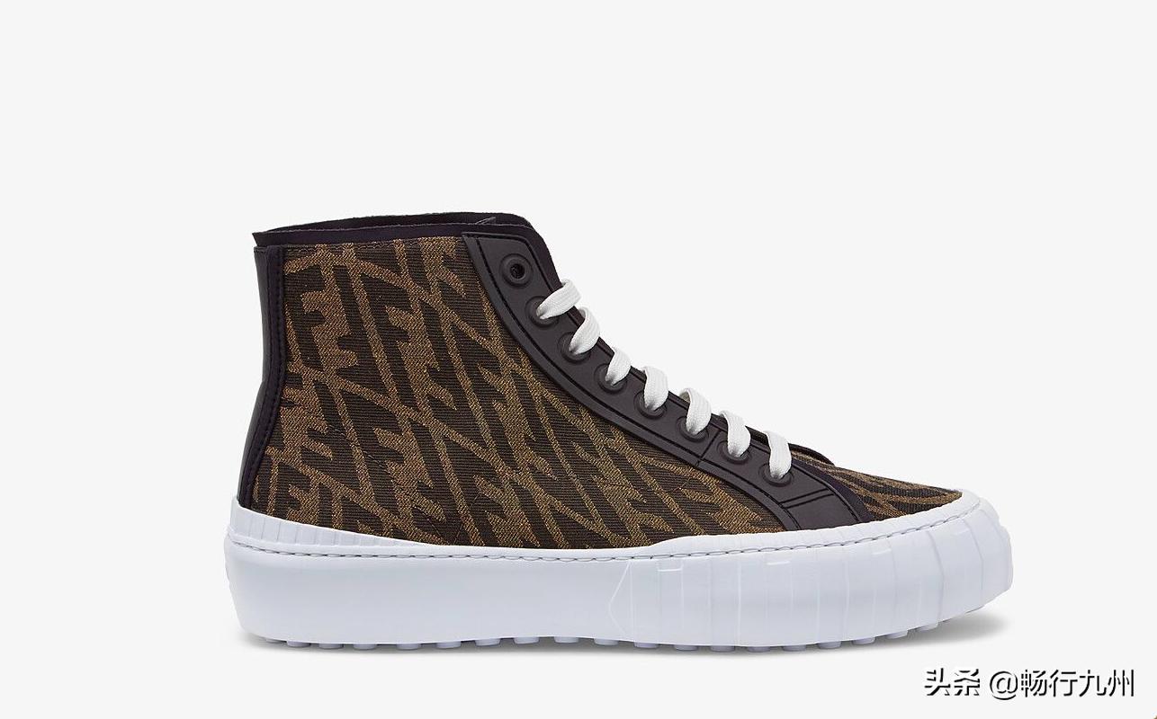 现在最流行增高哪款鞋,推荐几款好看的增高鞋