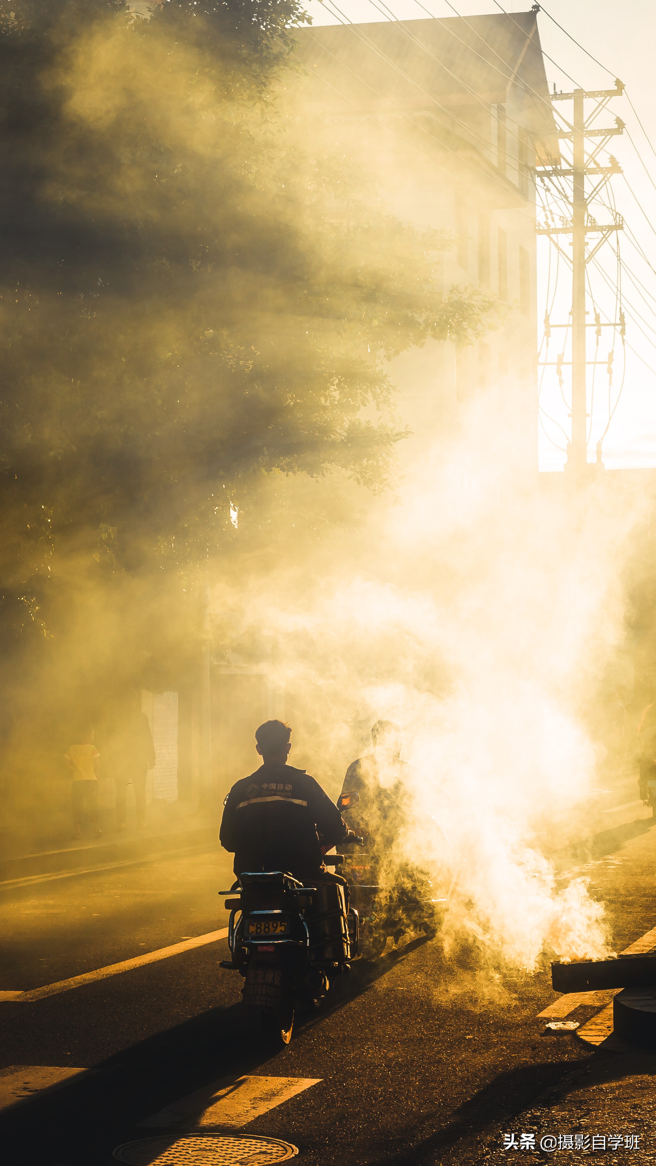 拍烟雾怎么拍出高级感照片,如何拍出好看的烟雾照片