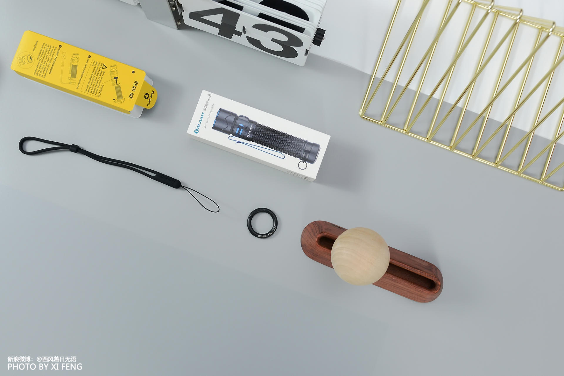 入坑战术手电,老司机推荐了OlightWarriormini2