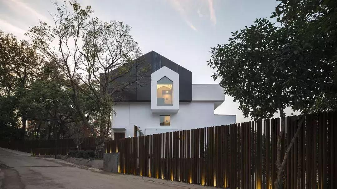 杭州西湖隐于山林之间的酒店,西湖云端酒店