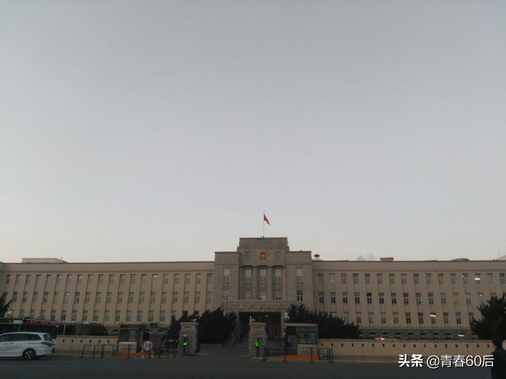 大连人民广场,大连人民广场老建筑