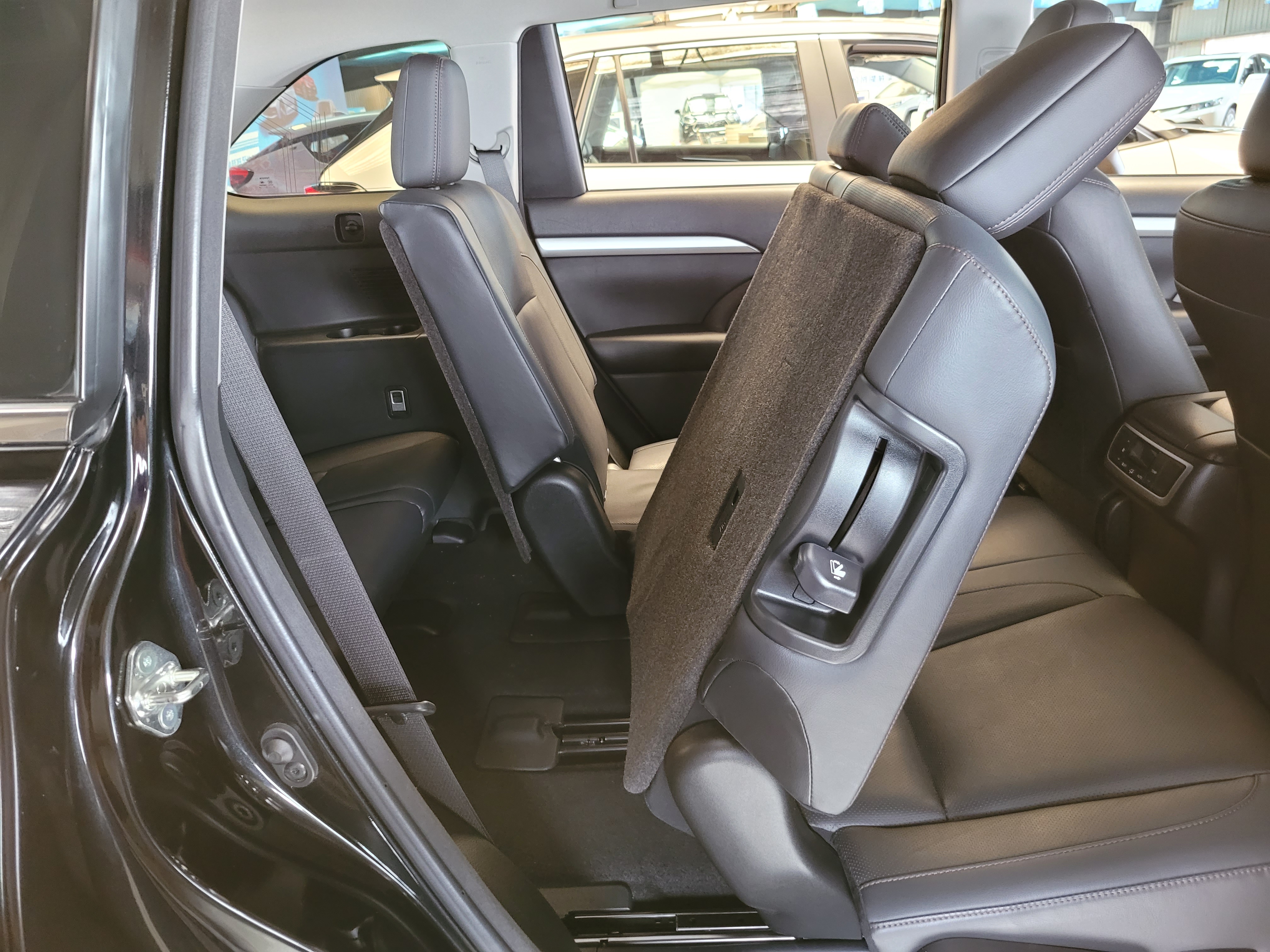 以前老汉兰达和现在汉兰达对比,新汉兰达空间尺寸直观图