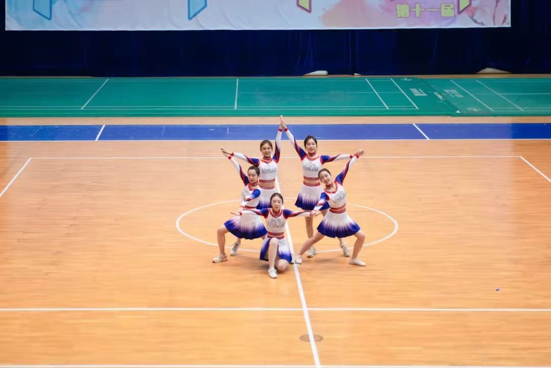 五月动起来图片,五月动起来舞蹈视频