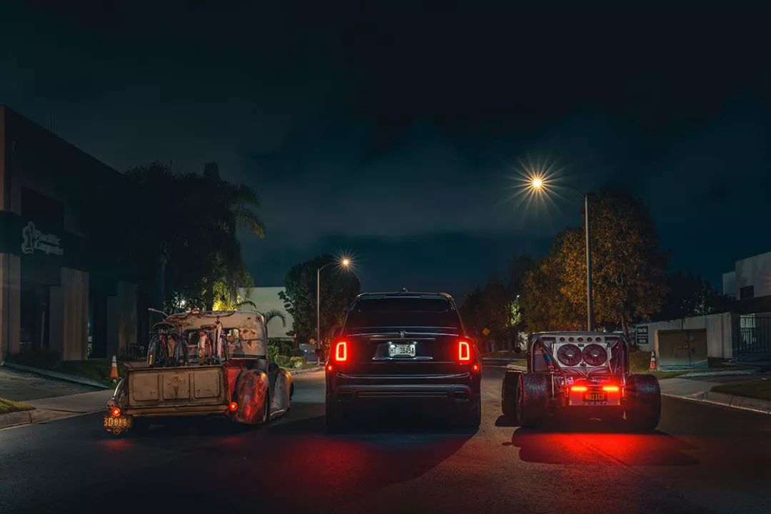 暗夜君王库里南,库里南blackbadge暗夜