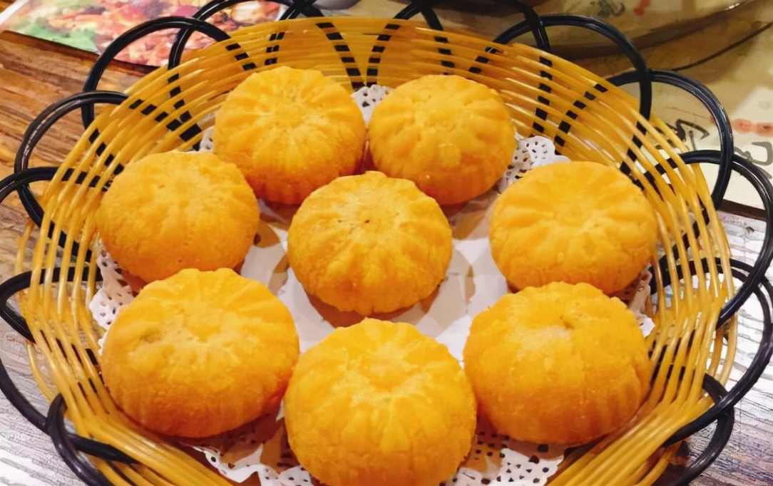 做南瓜饼时用面粉还是糯米粉,做南瓜饼是用面粉还是用糯米粉