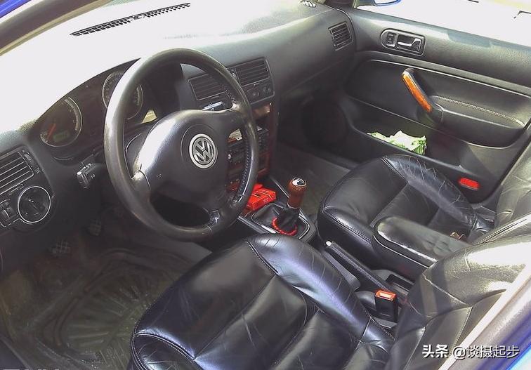 小钱玩好车,十多年的大众宝来值得买吗