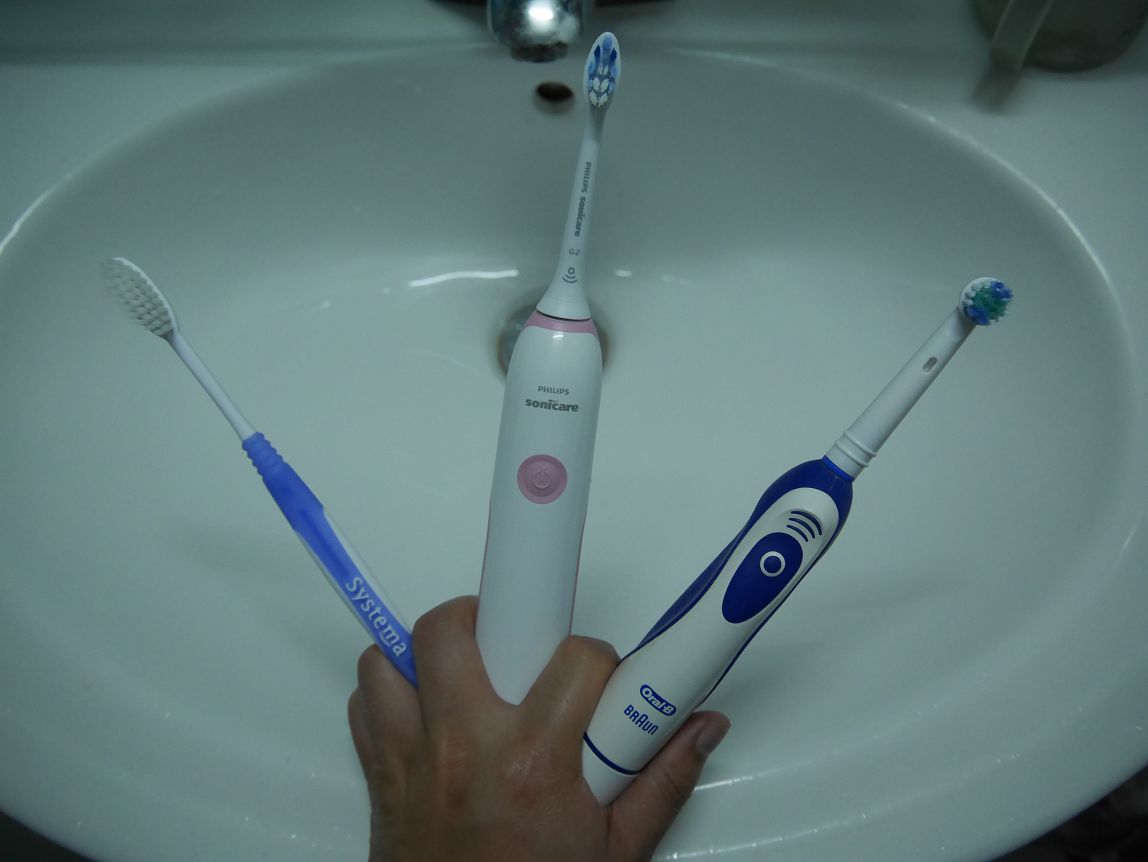 飞利浦hx3216声波震动牙刷电动牙刷,小米t500和飞利浦hx3216哪个好