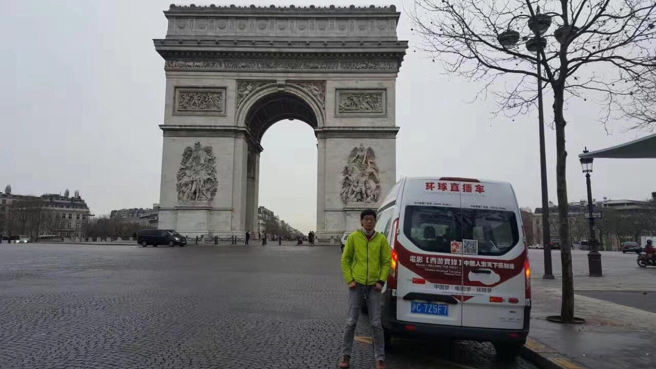 自驾环游世界第一人，一次连续跨越五大洲20万公里吉尼斯世界纪录