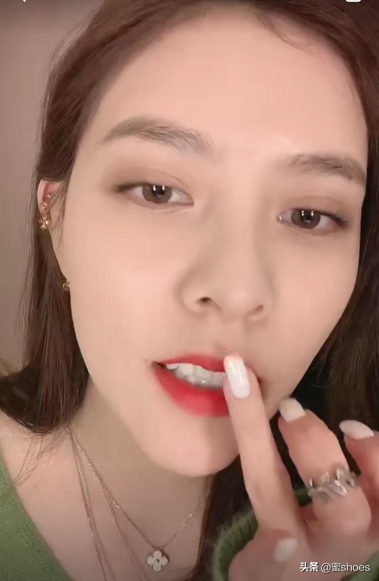 宋妍霏穿搭种草,宋妍霏抹茶绿