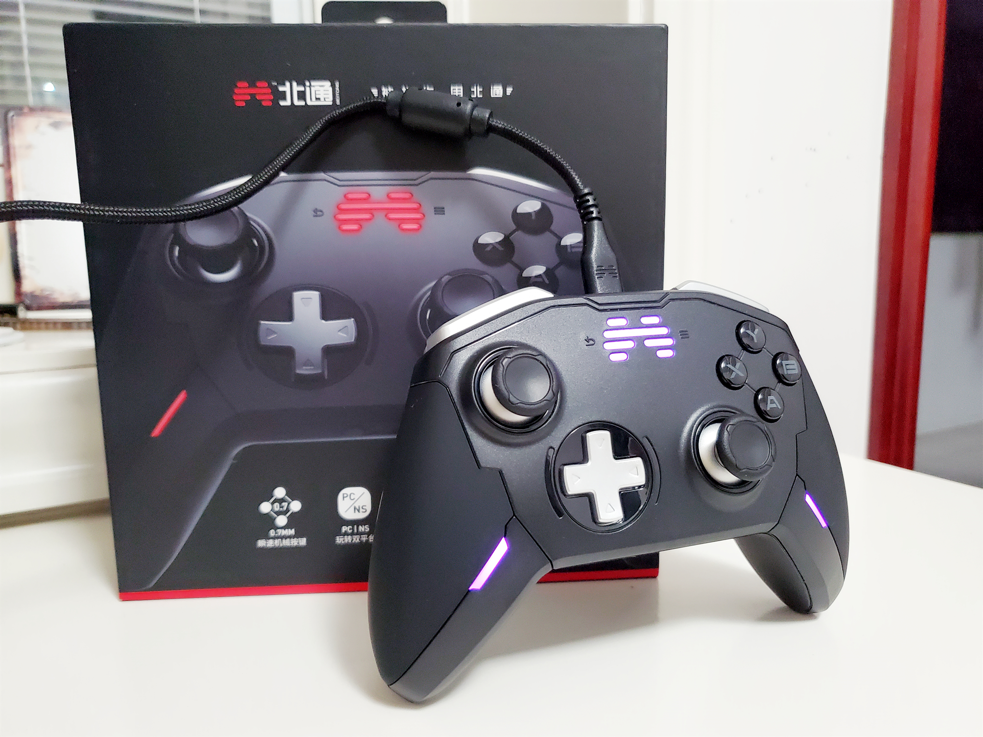 北通宙斯t6与switchpro手柄,北通宙斯t6手柄对比飞智