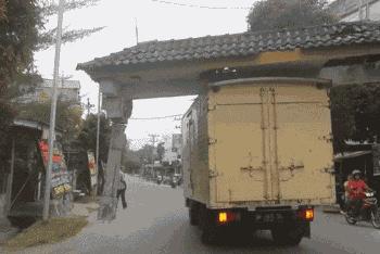 山海经中以乳为目以脐为口的怪物,山海经搞笑图片